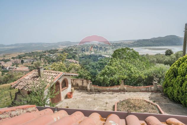 casa indipendente in vendita ad Enna in zona Pergusa