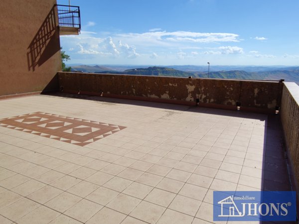 appartamento in vendita ad Enna in zona Enna Alta