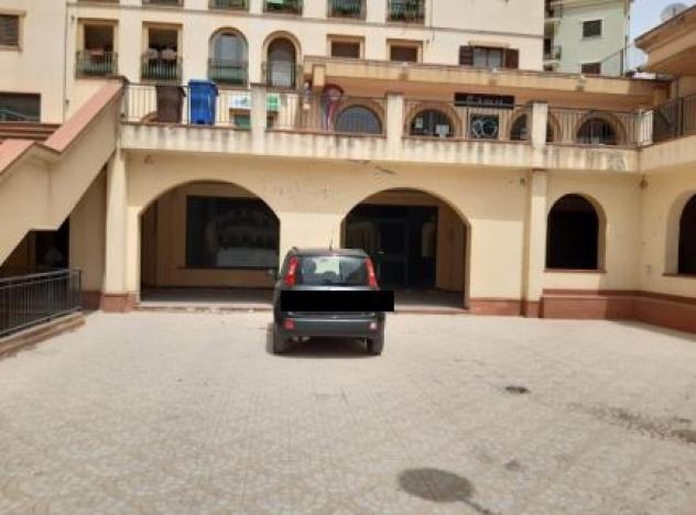 negozio in vendita ad Enna