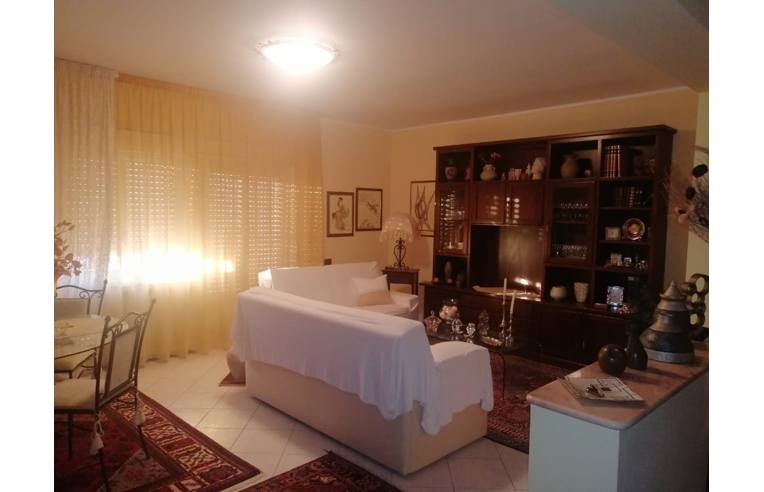 appartamento in vendita ad Enna in zona Pergusa