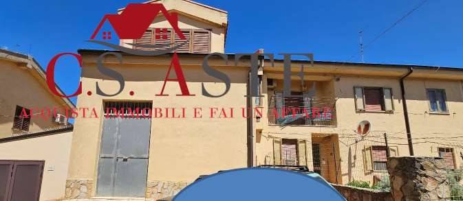 casa indipendente in vendita ad Enna