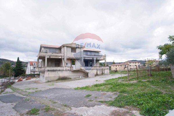 casa indipendente in vendita ad Enna in zona Sant'Anna / Enna Bassa