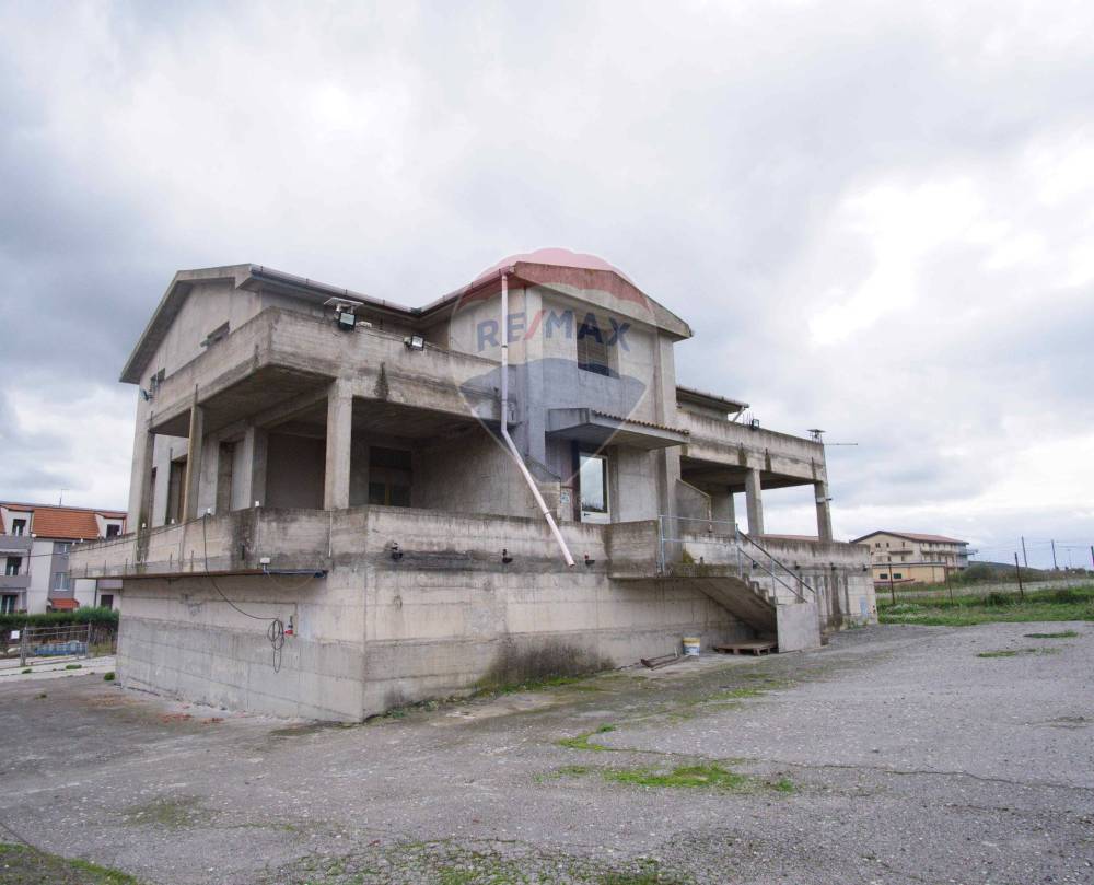 casa indipendente in vendita ad Enna in zona Sant'Anna / Enna Bassa