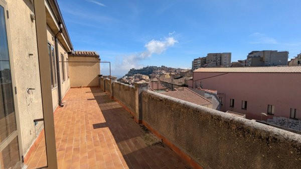 appartamento in vendita ad Enna in zona Enna Alta