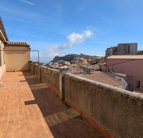 appartamento in vendita ad Enna in zona Enna Alta