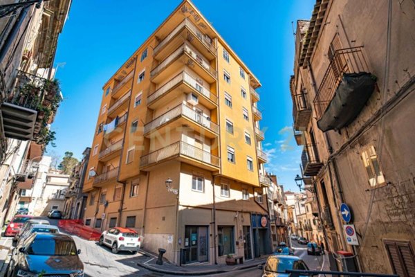 appartamento in vendita ad Enna in zona Enna Alta