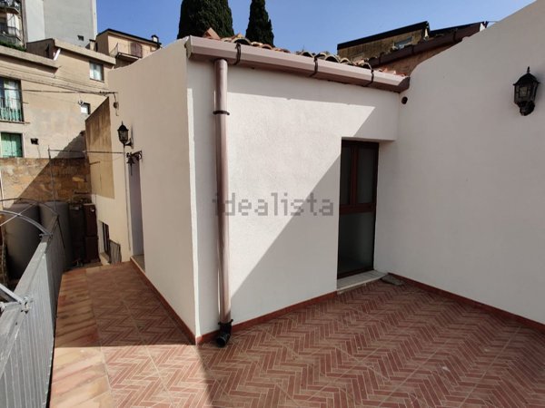 casa indipendente in vendita ad Enna