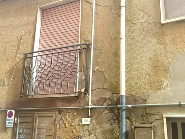 casa indipendente in vendita ad Enna