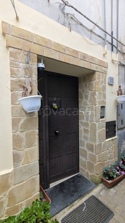 appartamento in vendita ad Enna in zona Enna Alta