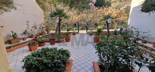 casa indipendente in vendita ad Enna in zona Sant'Anna / Enna Bassa