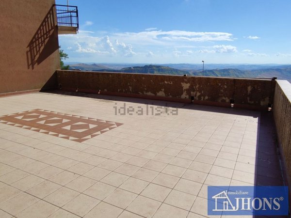 appartamento in vendita ad Enna in zona Enna Alta