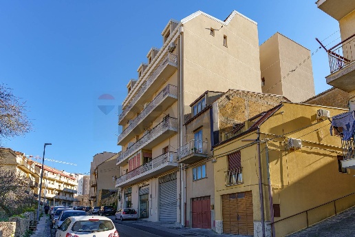 appartamento in vendita ad Enna in zona Enna Alta