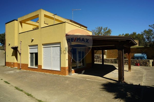 casa indipendente in vendita ad Enna