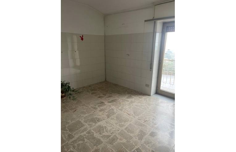 appartamento in vendita ad Enna in zona Pergusa