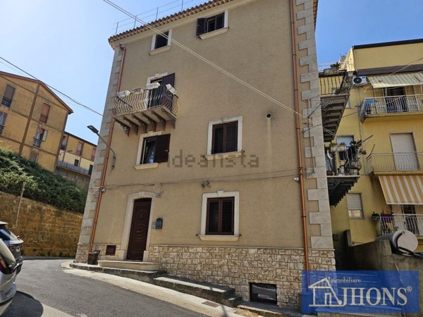 casa indipendente in vendita ad Enna