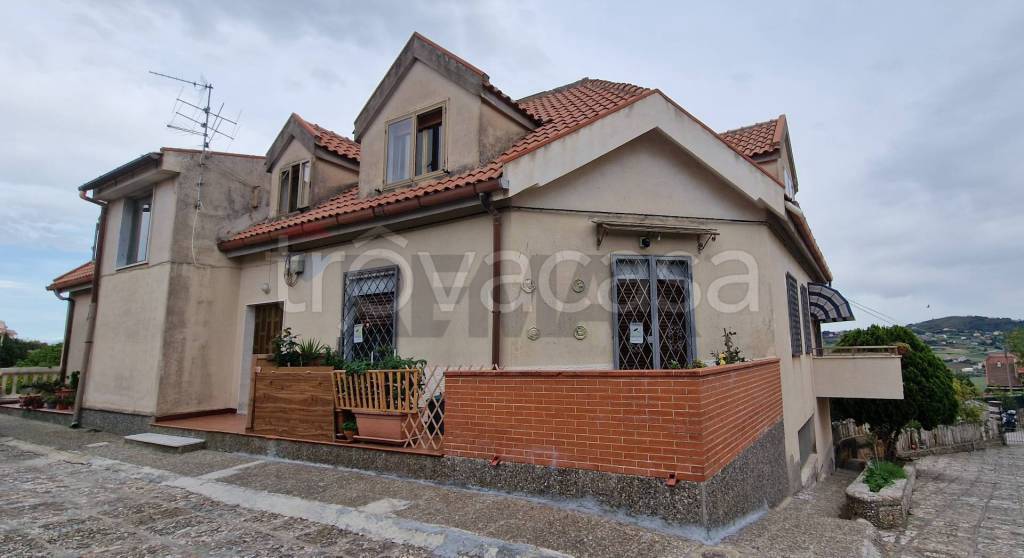 appartamento in vendita ad Enna in zona Sant'Anna / Enna Bassa