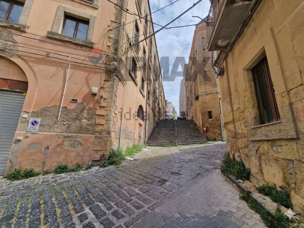 casa indipendente in vendita ad Enna in zona Enna Alta