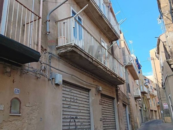 casa indipendente in vendita ad Enna in zona Enna Alta