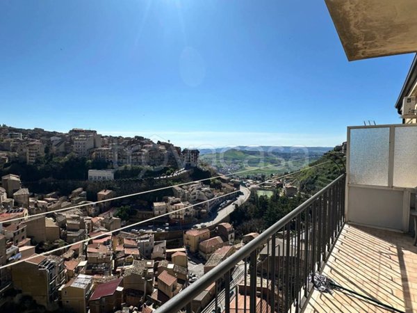 appartamento in vendita ad Enna in zona Enna Alta