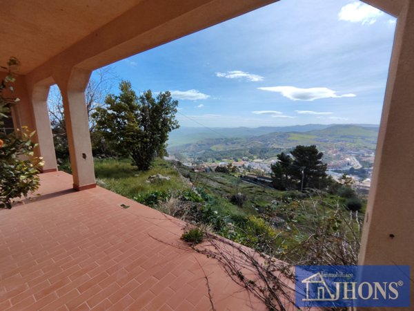 casa indipendente in vendita ad Enna
