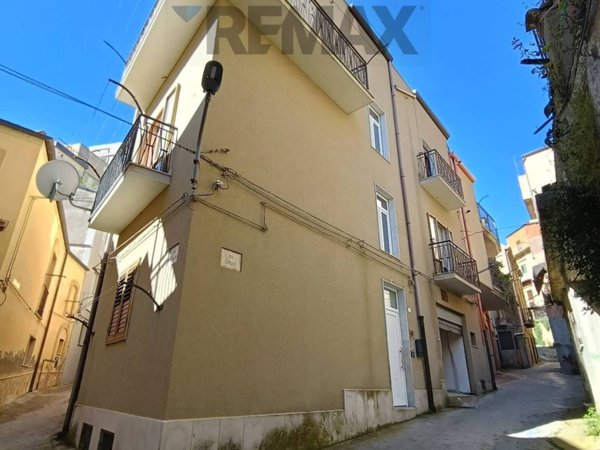 appartamento in vendita ad Enna in zona Enna Alta