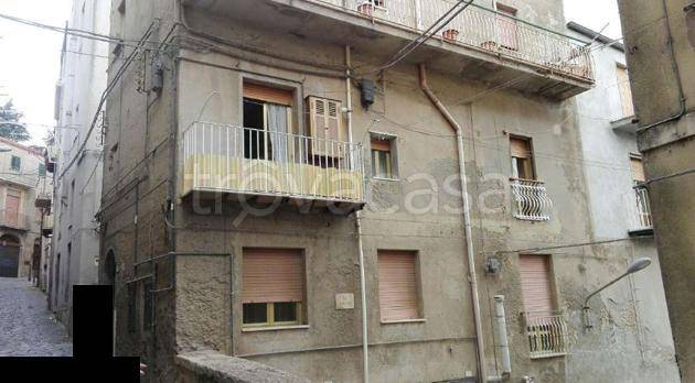 appartamento in vendita ad Enna in zona Enna Alta