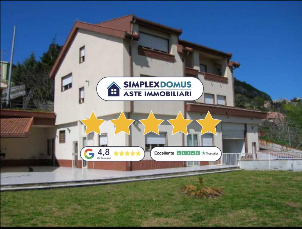 casa indipendente in vendita ad Enna in zona Pergusa