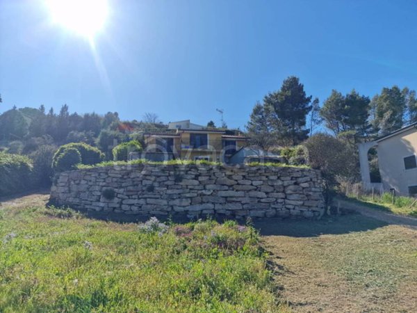 casa indipendente in vendita ad Enna in zona Pergusa