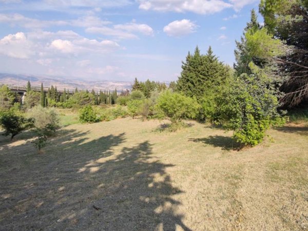 terreno in vendita ad Enna in zona Stazione