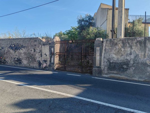 quadrivano in vendita a Leonforte