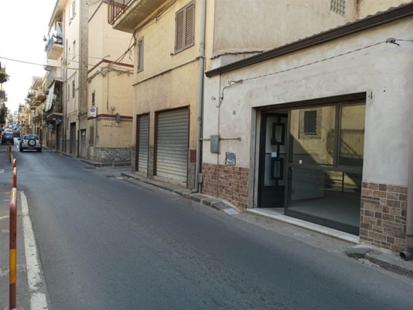 appartamento in vendita a Leonforte