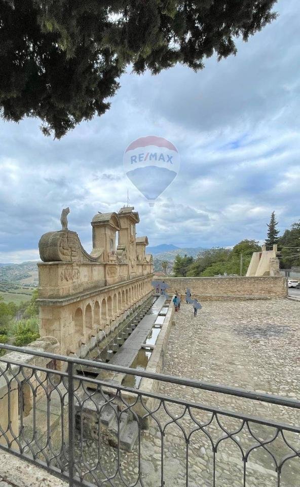 appartamento in vendita a Leonforte