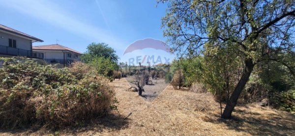 terreno edificabile in vendita a Leonforte
