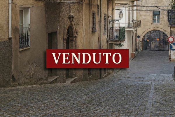 appartamento in vendita a Leonforte