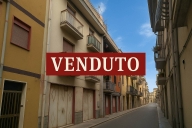 casa indipendente in vendita a Leonforte