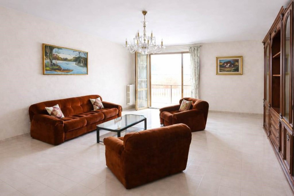 appartamento in vendita a Leonforte