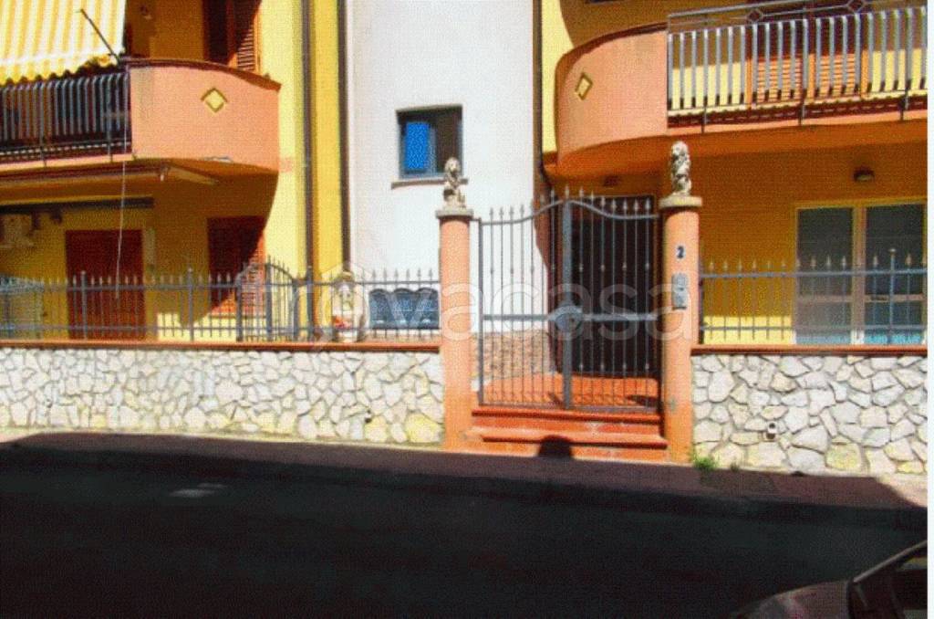 trivano in vendita a Leonforte