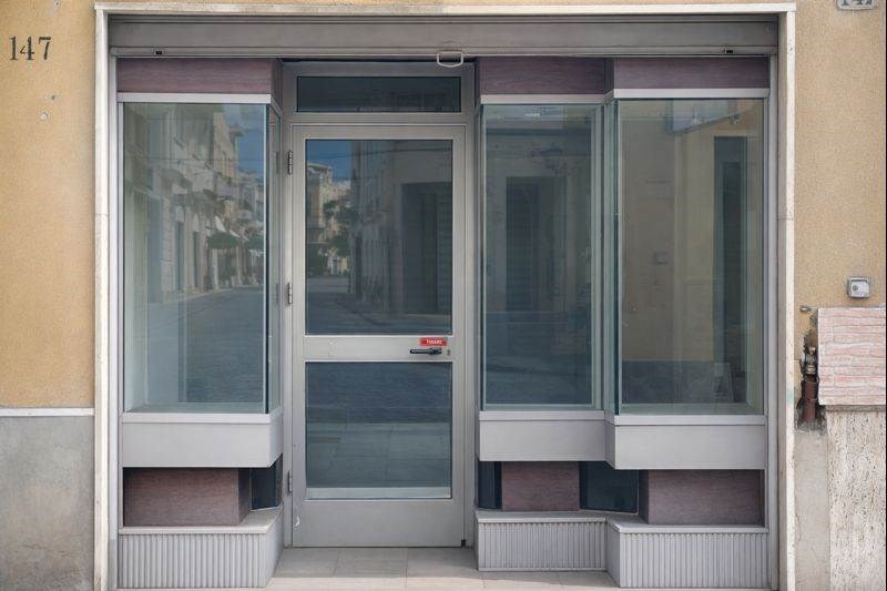 negozio in vendita a Leonforte