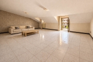 casa indipendente in vendita a Leonforte