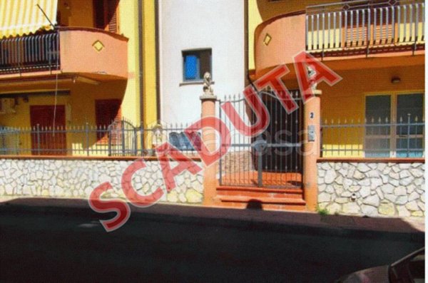 appartamento in vendita a Leonforte