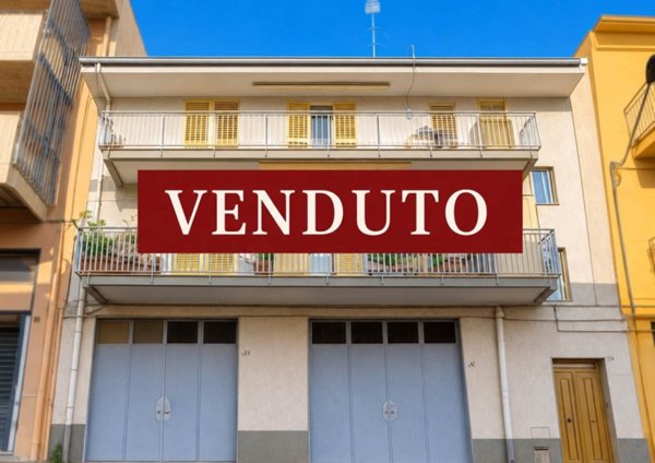 appartamento in vendita a Leonforte