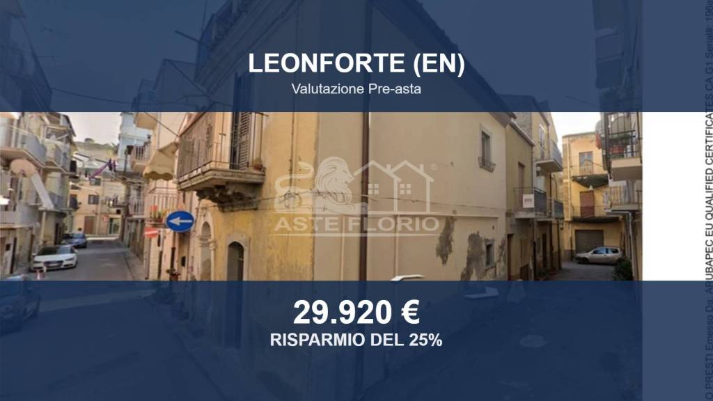 casa indipendente in vendita a Leonforte