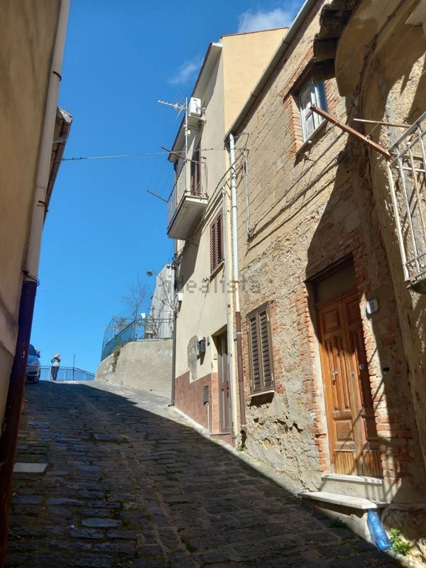 casa indipendente in vendita a Nicosia
