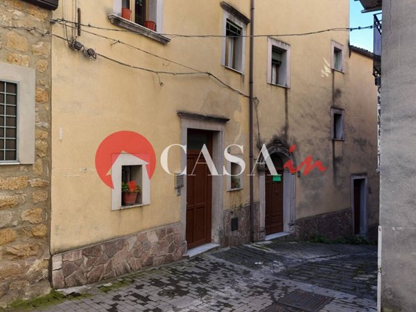 casa indipendente in vendita a Nicosia