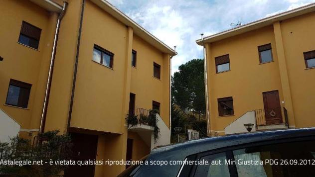 casa indipendente in vendita a Nicosia