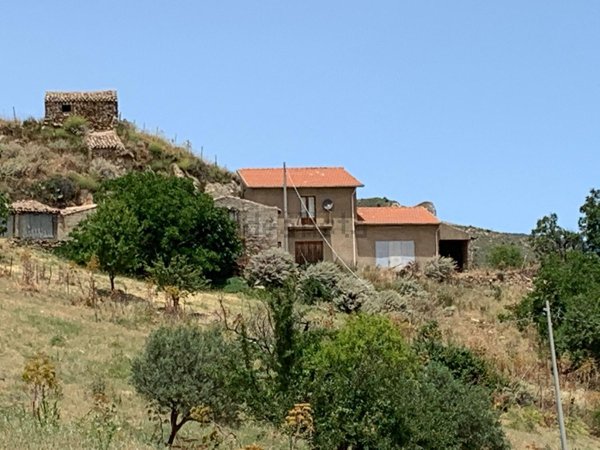 terreno agricolo in vendita a Nicosia