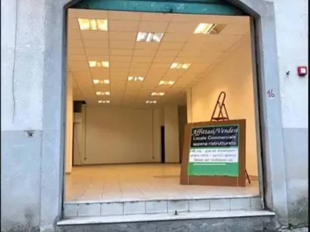 negozio in vendita a Nicosia