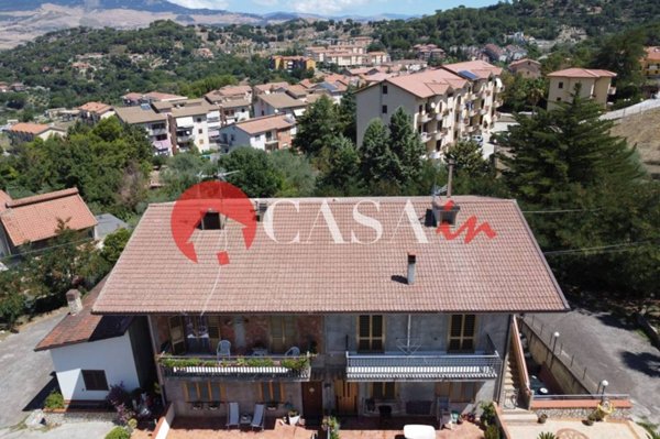 casa indipendente in vendita a Nicosia