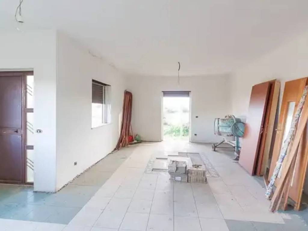 casa indipendente in vendita a Nissoria