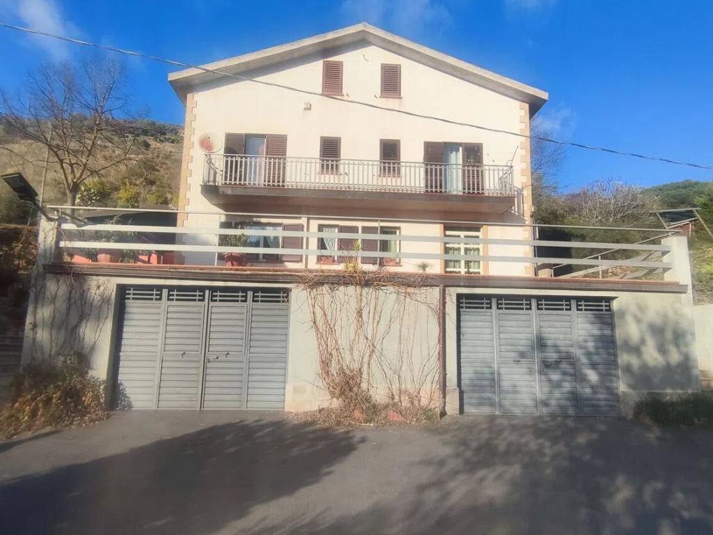casa indipendente in vendita a Piazza Armerina